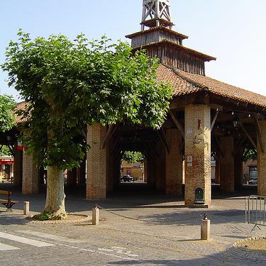 La Halle de Grenade, l'une des plus vieille halle de France